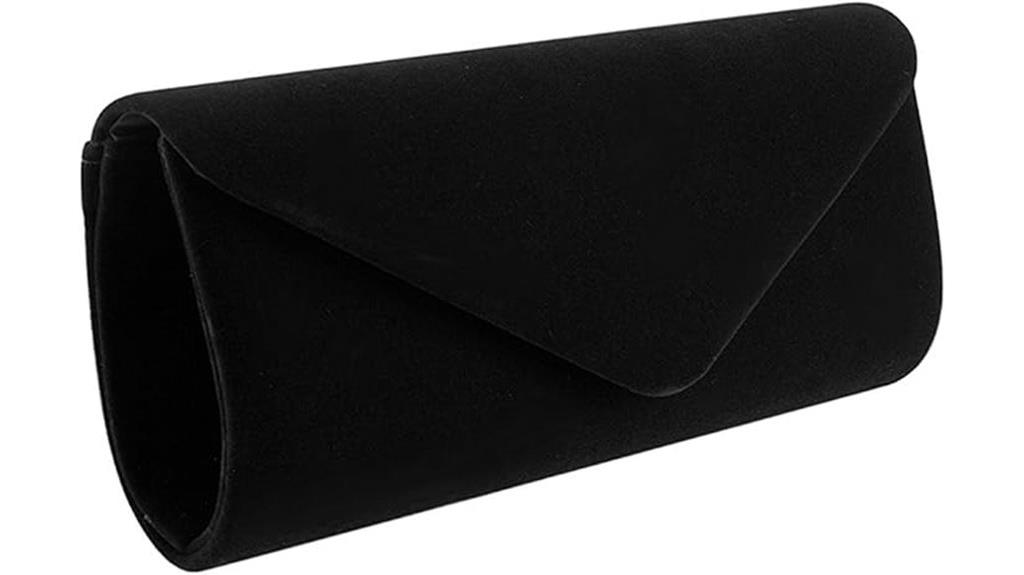 elegant clutch with chain