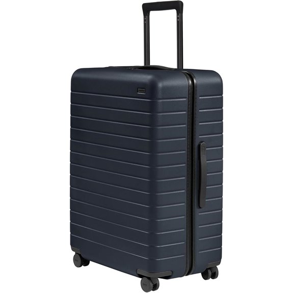 Away 29-Inch Navy Blue Hardside Spinner Luggage
